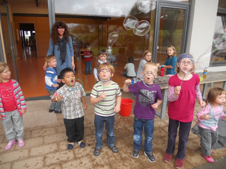 Forschertage im Kindergarten St. Vinzenz | Grundschule Deilingen